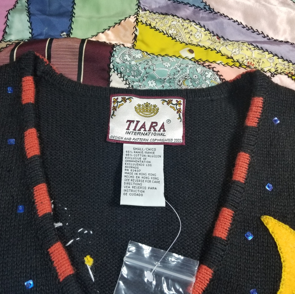 Vest - Picture 2 of 5